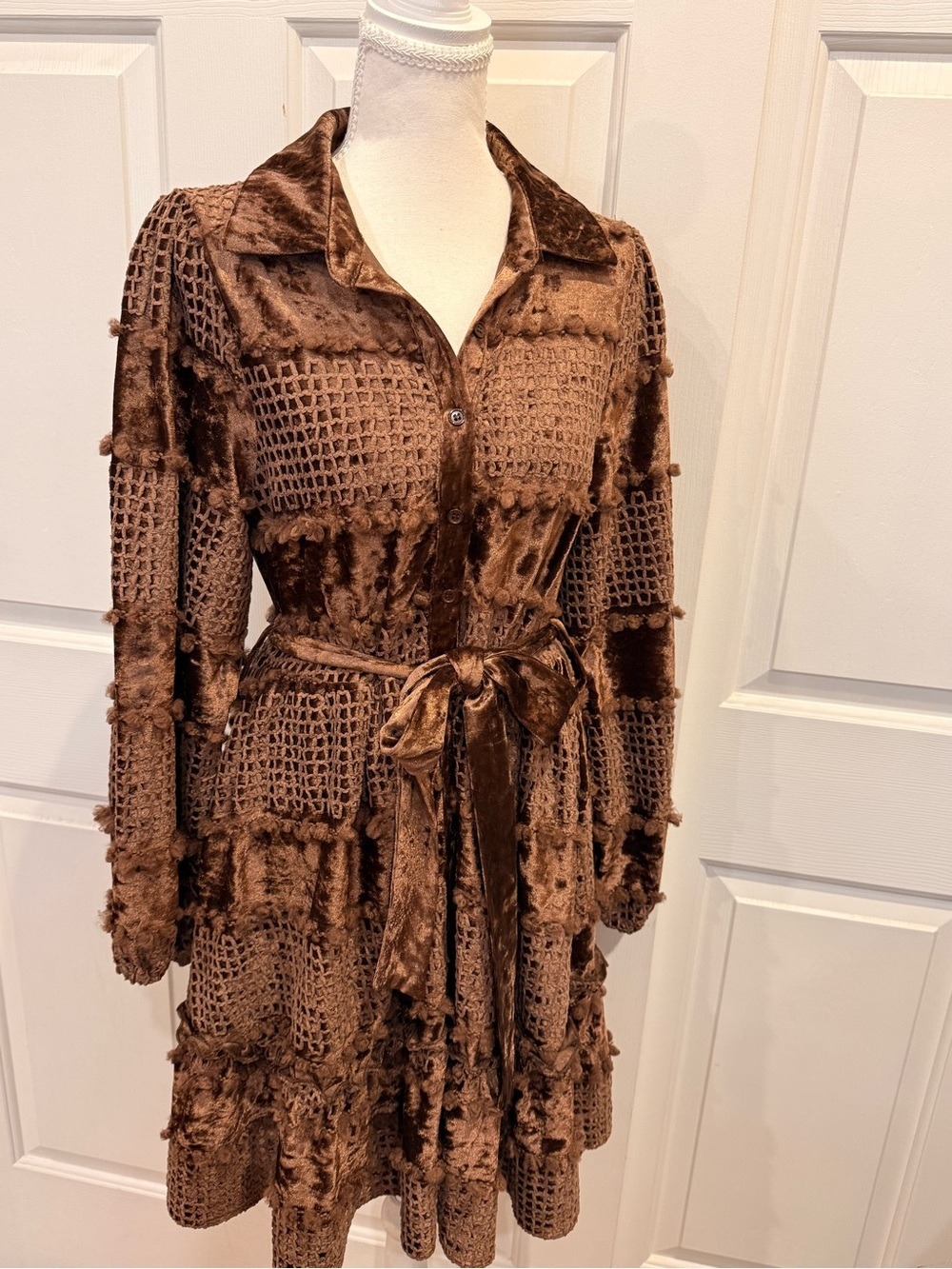 NWT LOVELO Brown Velvet Crochet Boho Shirt Dress S - Picture 10 of 12